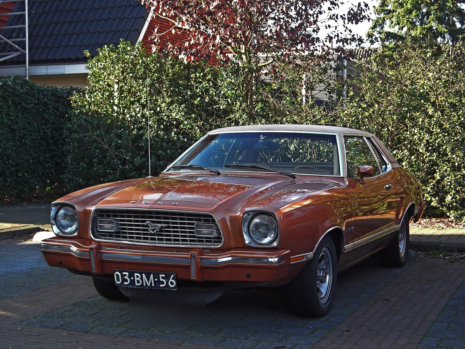 Ford Mustang II Ghia