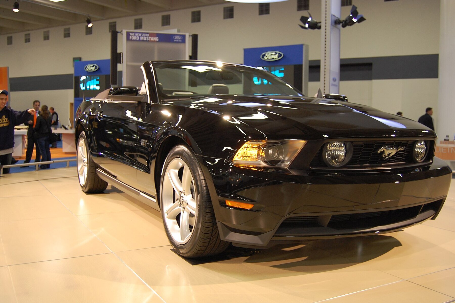 2010 Ford Mustang