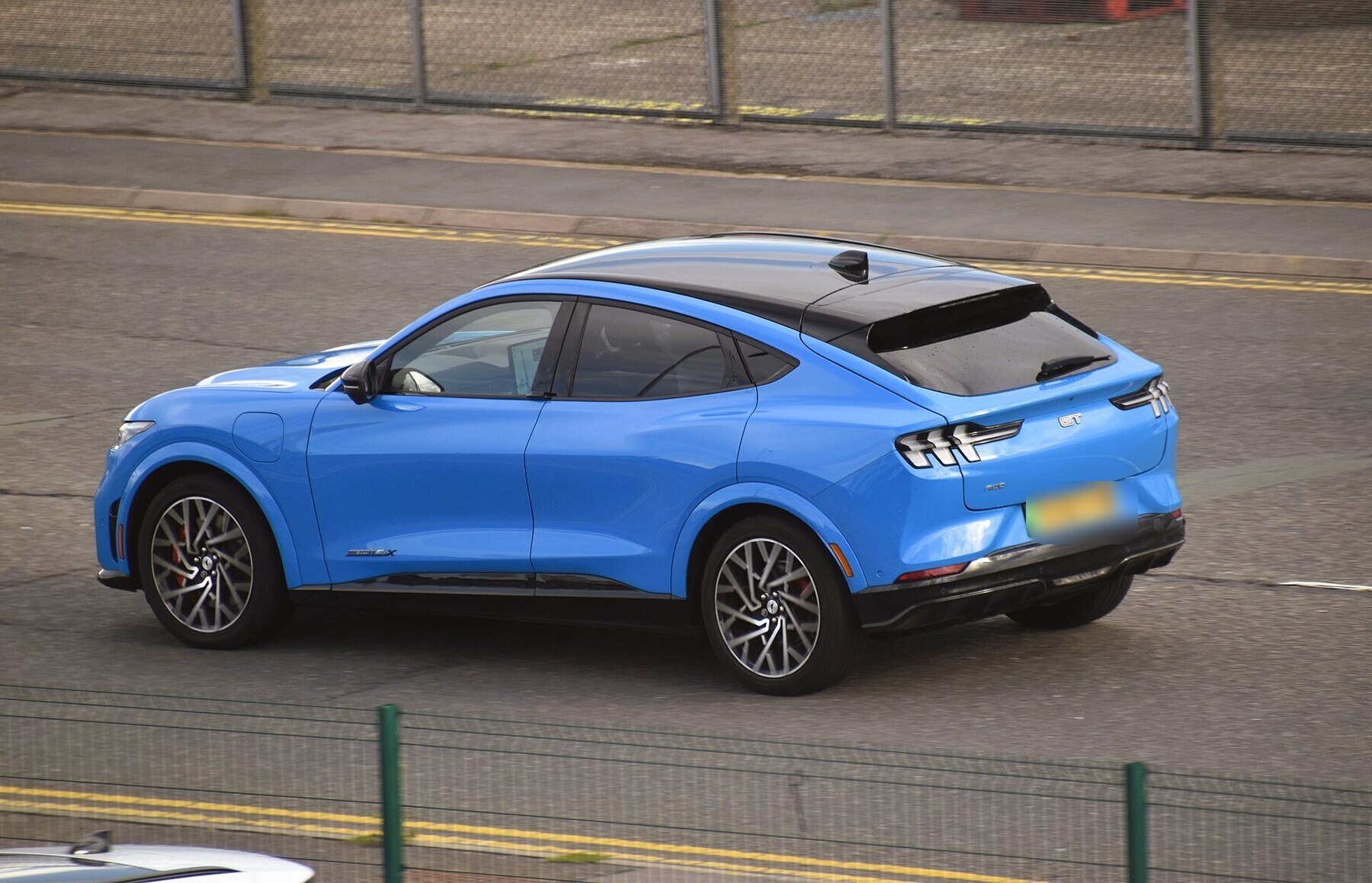 Ford Mustang Mach-E GT AWD (2025)